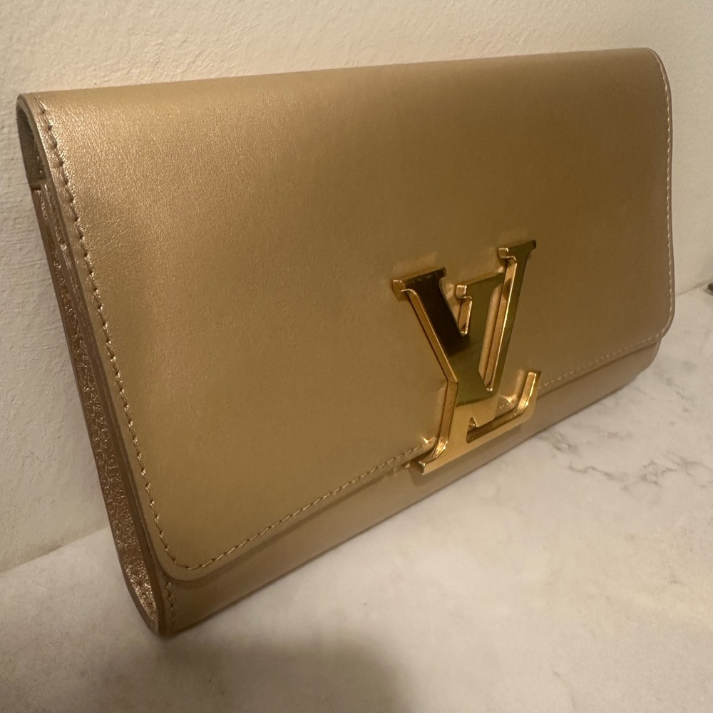 Louis Vuitton Metallic Gold Logo Clutch - Picture 2 of 14